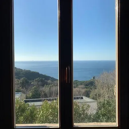 Avec Vue Imprenable Sur La Cap Corse
